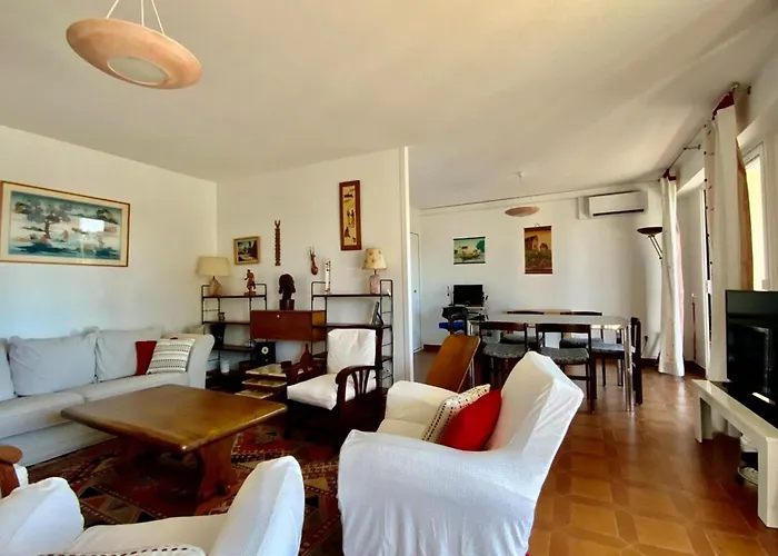 Le Marianne- 3 Bedrooms And Fully Air-Conditioned!
